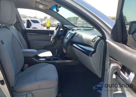 2014 Kia Sorento Lx from USA, damaged, VIN 5XYKT3A63EG450313